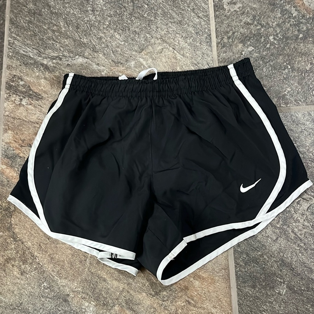 Girls Nike Dri-Fit Running Shorts, Size Small, Black/White